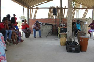 Roda de conversa na Associação da comunidade quilombola Divino Espírito Santo.